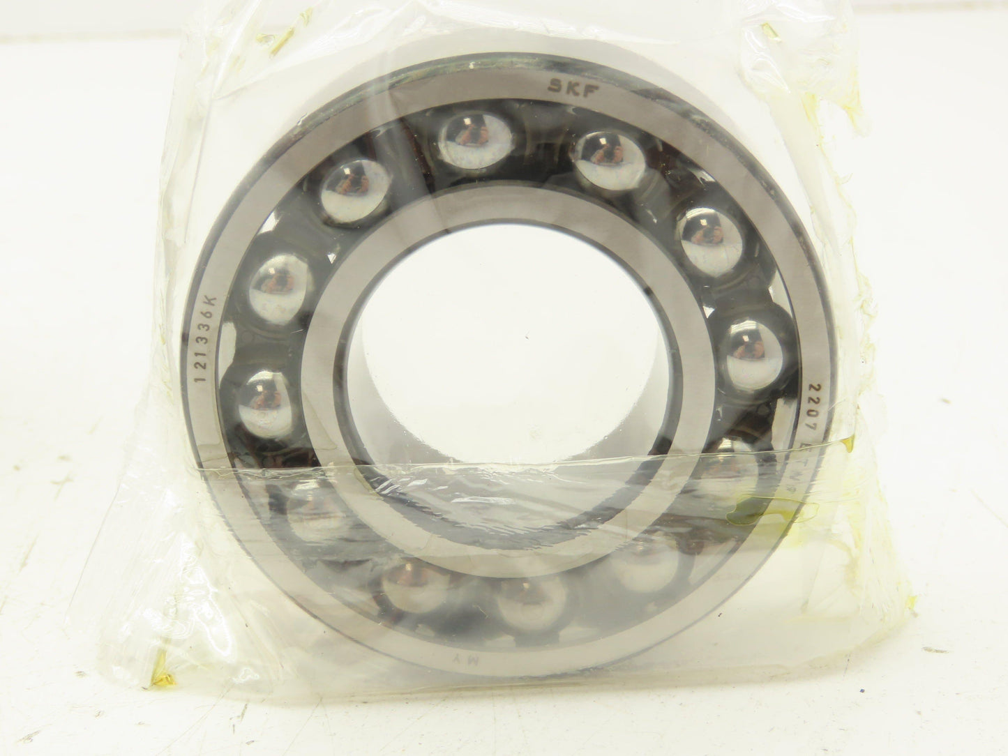 SKF 2207 ETN9 Self Aligning Ball Bearings 35 mm Bore 72mm OD Lot of 2