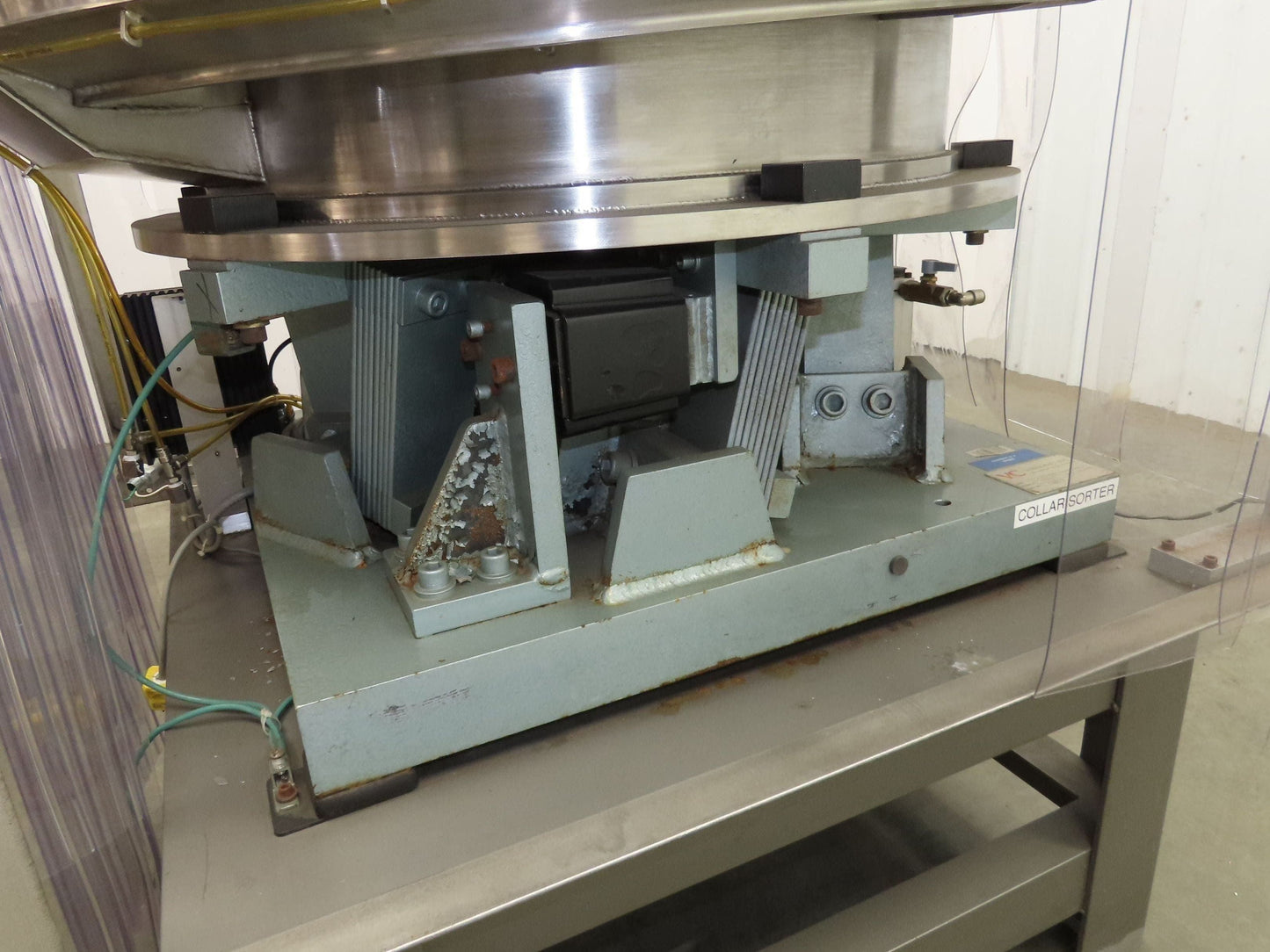 Vibracraft Vibratory Parts Feeder 30" Stainless Bowl Bottle Cap Sorter 115V