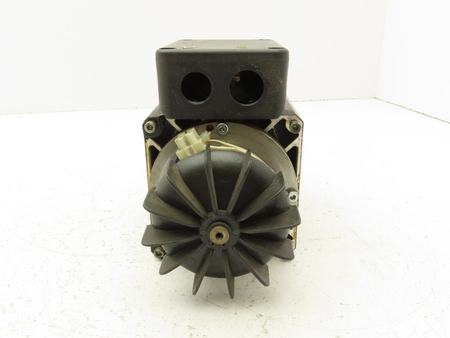 Fischer 500-564141104 Servo Brake Motor 0.12kw 1605rpm 230/480V 3PH