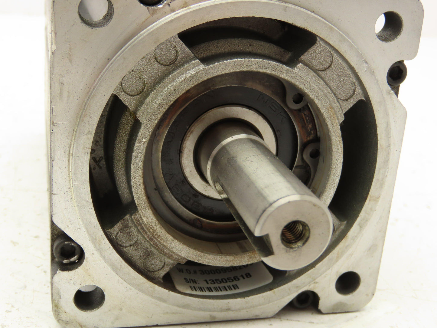 Allen Bradley MPL-A330P-MJ22AA AC Servo Motor 2.4Hp 5000 RPM 230V 3PH