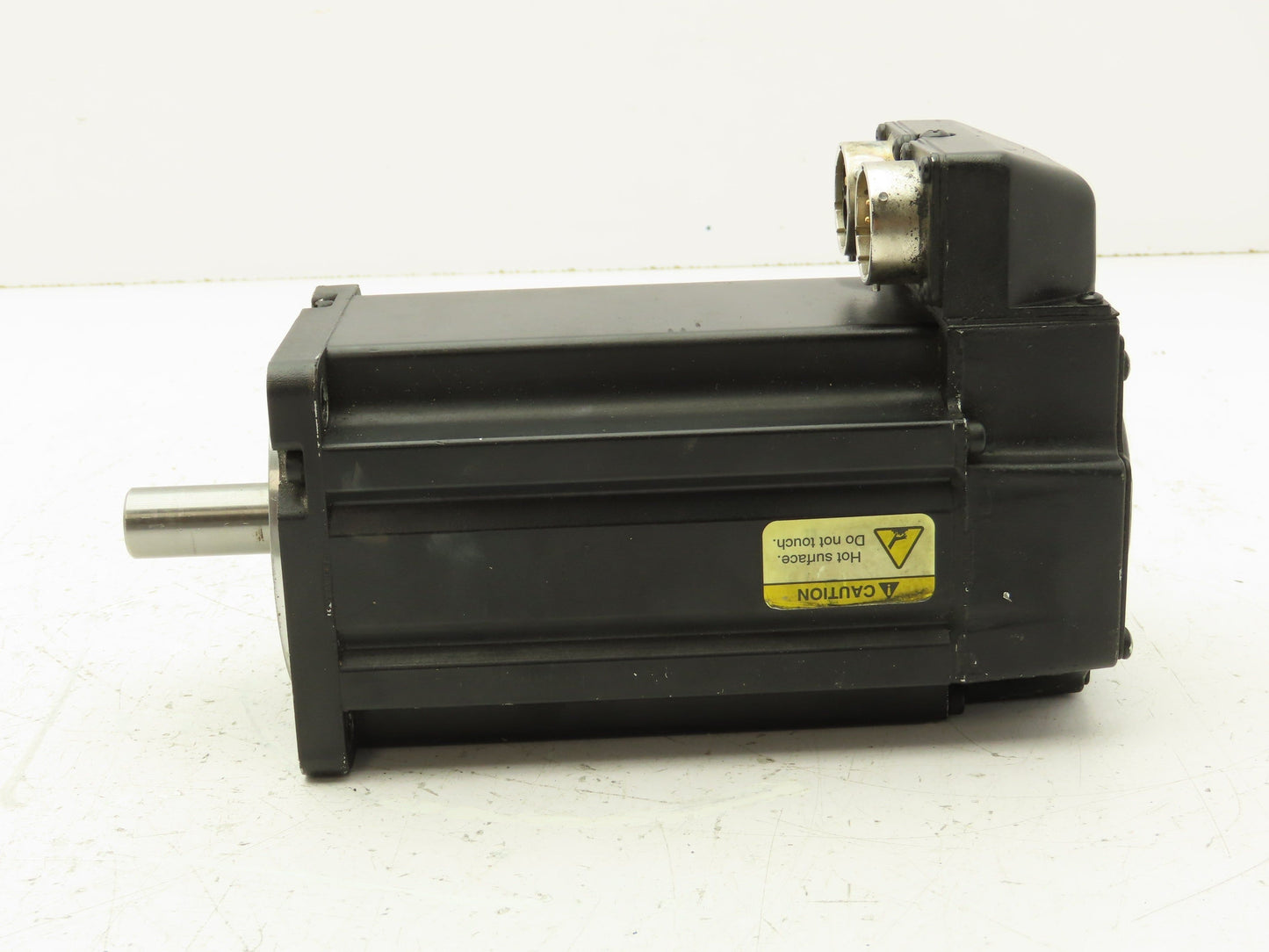 Allen Bradley MPL-A330P-MJ22AA AC Servo Motor 2.4Hp 5000 RPM 230V 3PH