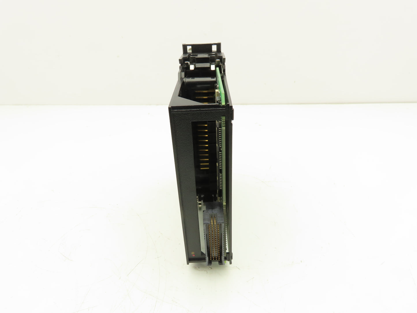 Allen Bradley 1756-0B32/A ControlLogix DC Output Module 32pt 12/24V Ser A