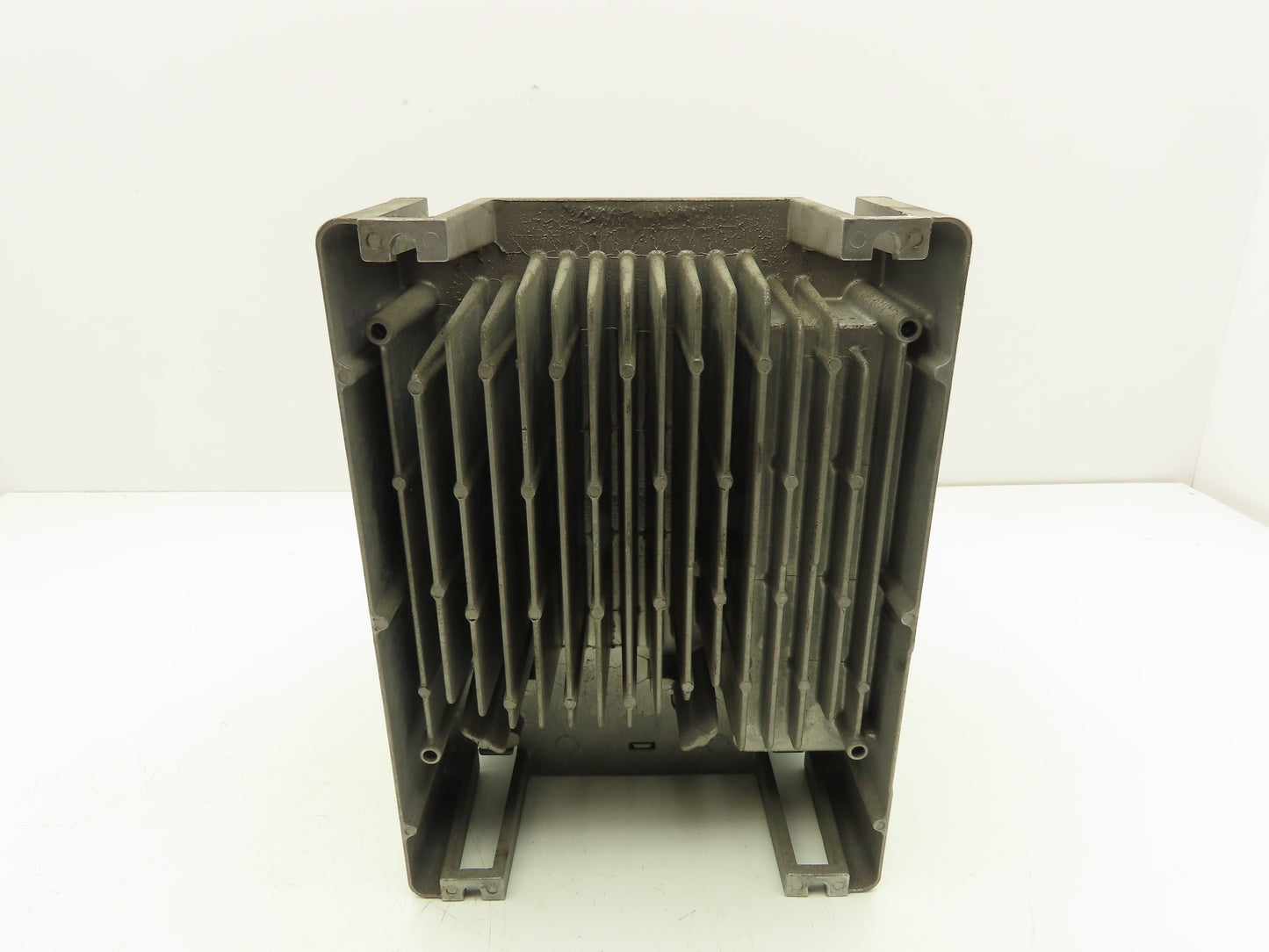 Allen Bradley 20AD2P1A4AYNANNN PowerFlex 70 Variable AC Drive VFD 1Hp 480V 3PH