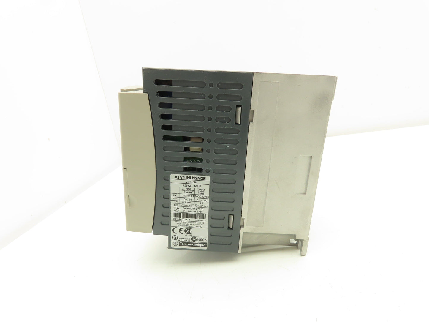 Telemecanique ATV11HU12M2E Altivar 11 AC Drive VFD 0.55kva 1/2Hp 1Ph 240V Input