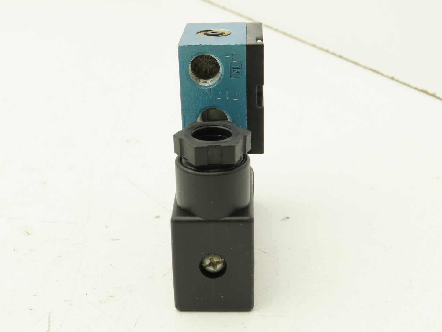 MAC 45A-FA1-DAAJ-1JB 4/2-Way Single Direct Solenoid Poppet Valve 120V 1/8" NPTF