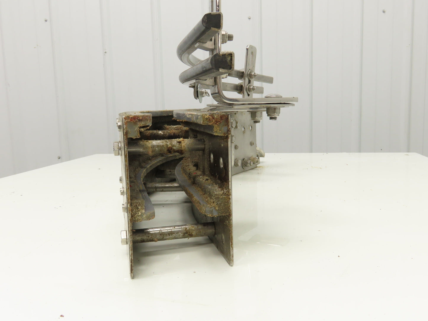 Arrowhead 3.25" Tabletop Belt Stainless Bottle Conveyor 45° Curve Section 26"