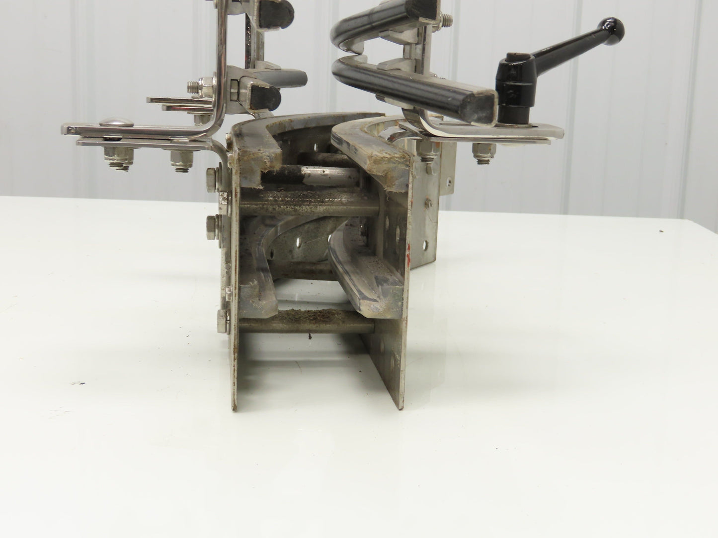 Arrowhead 3.25" Tabletop Belt Stainless Bottle Conveyor 45° Curve Section 21"L