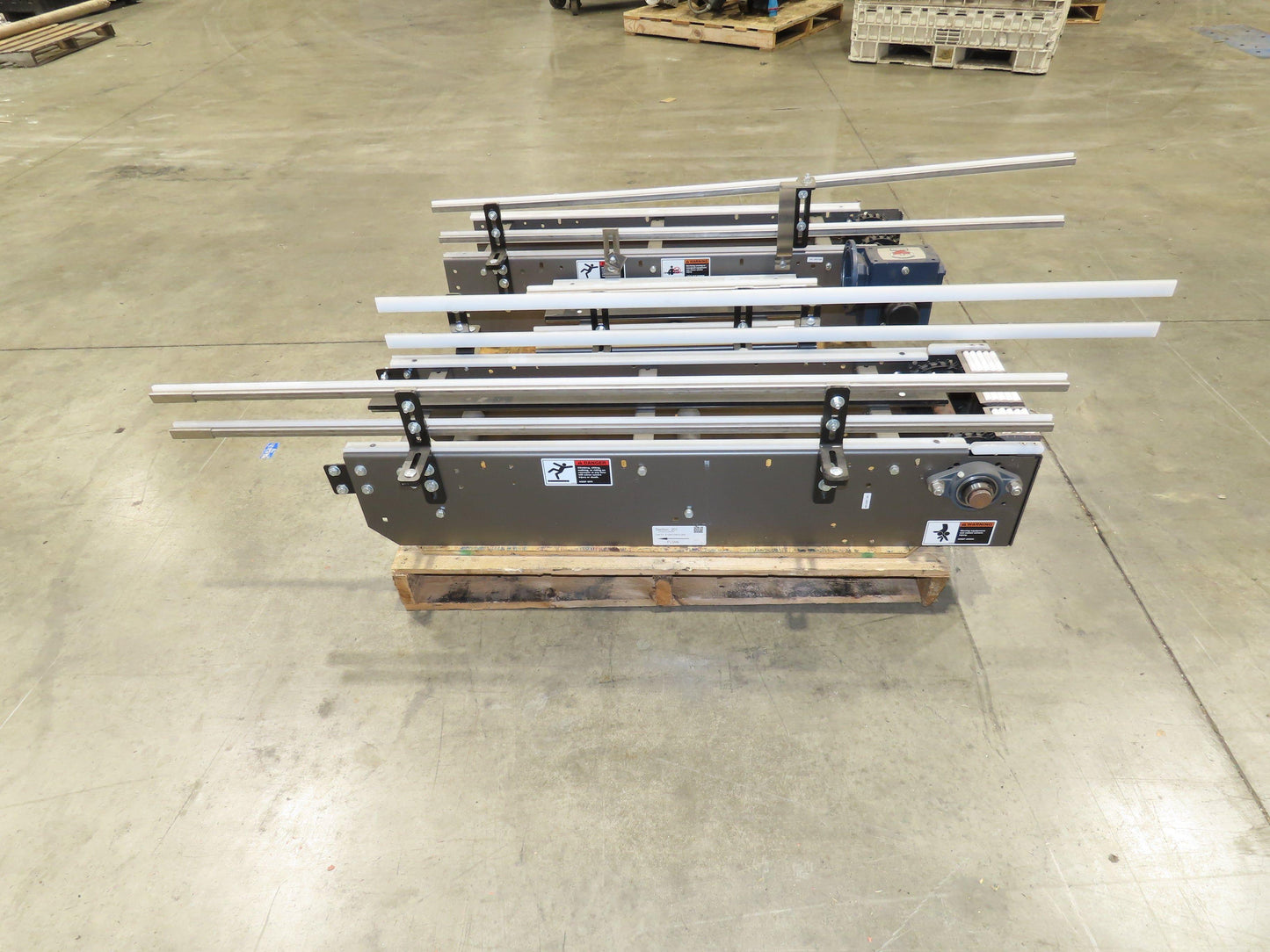 Arrowhead 12" Mattop Belt Stainless Bottle Conveyor 10'L 460V 3PH -NEW- No Motor