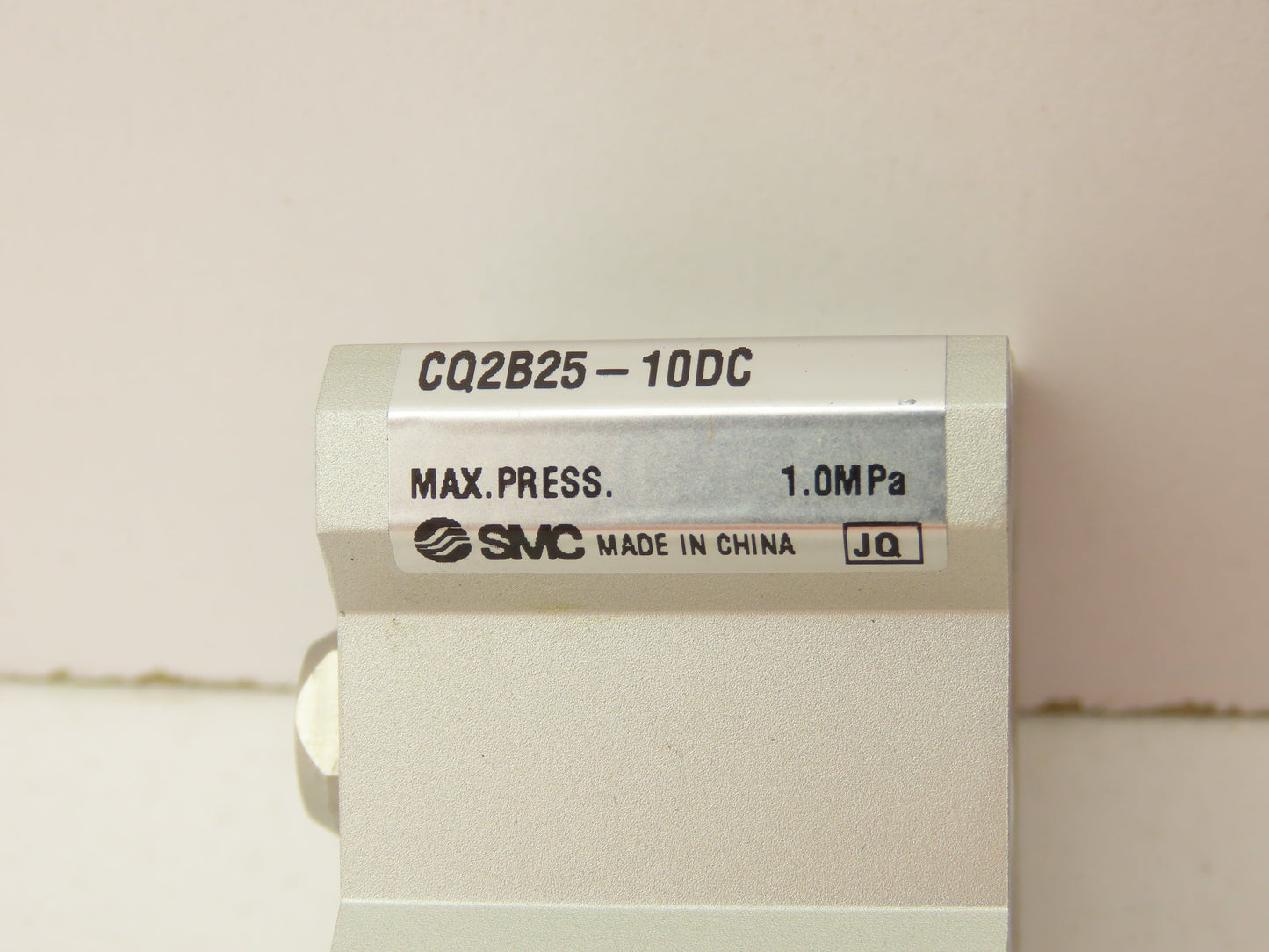 SMC CQ2B25-10DC Compact Cylinder 25mm Bore 10mm Stroke