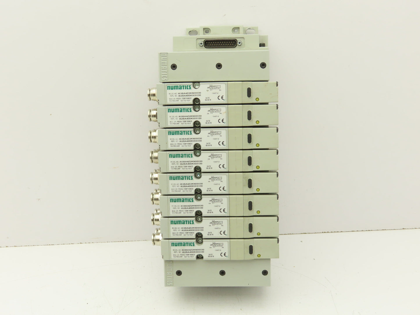 Numatics I63BA4Z2KN00030 120V Pneumatic Solenoid Valve 8-Station Manifold Assy