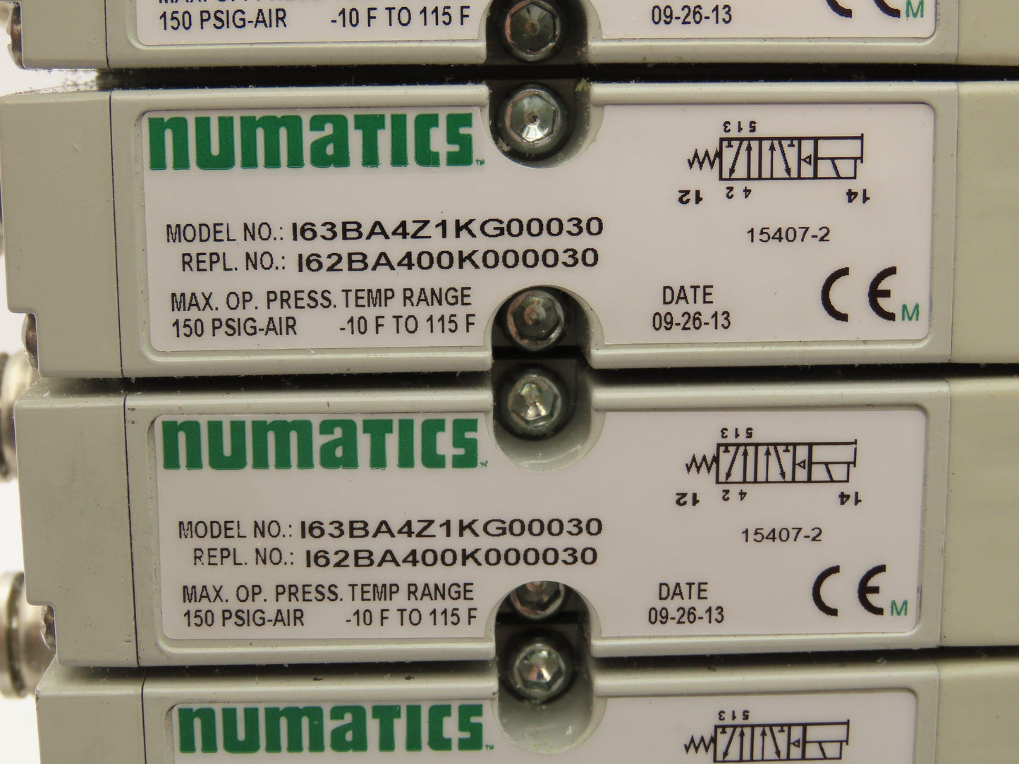 Numatics I63BA4Z1KG00030 120V Pneumatic Solenoid Valve 12-Station Manifold Assy