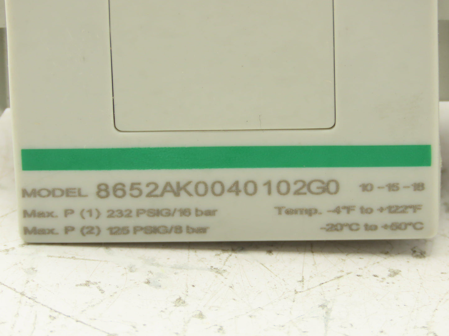 Asco Numatics 8652AK0040102G0 Pneumatic Valve Air Regulator with Gauge 1/2" npt