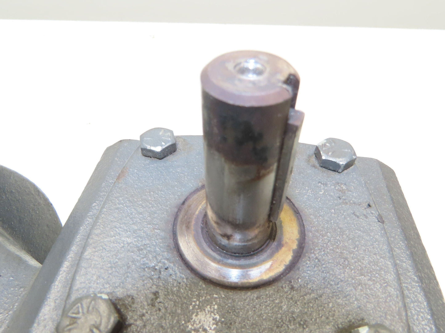 Baldor Reliance IDNM3538 Gearmotor .5Hp 460V 3PH 60:1 Reducer 29rpm LH 56C