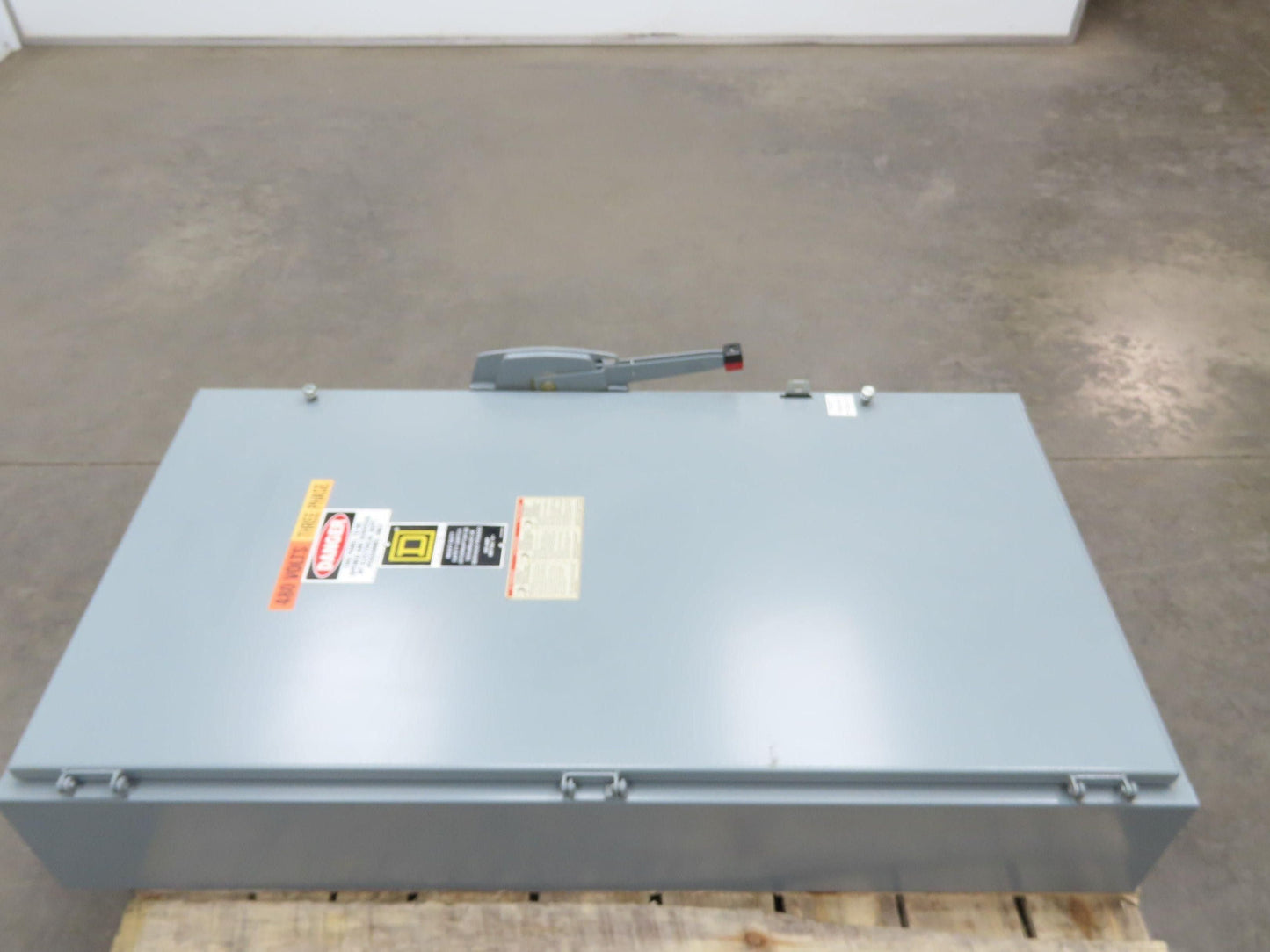 Square D H365 Safety Disconnect Switch 400A 600V 3 Pole Fused Type E2