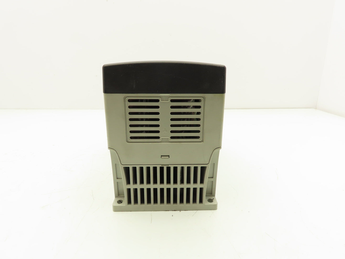 Allen Bradley 22B-A5P0N114 PowerFlex 40 AC Drive Variable VFD 1Hp 230V 1PH Input