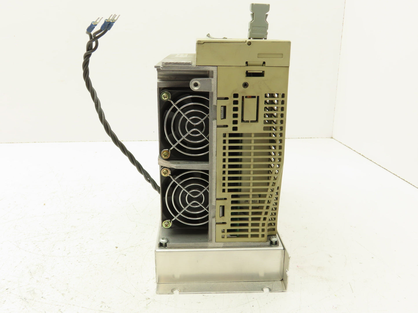 Omron R88D-WT20HF AC Servo Drive 480V 8.4A 2kW 3PH