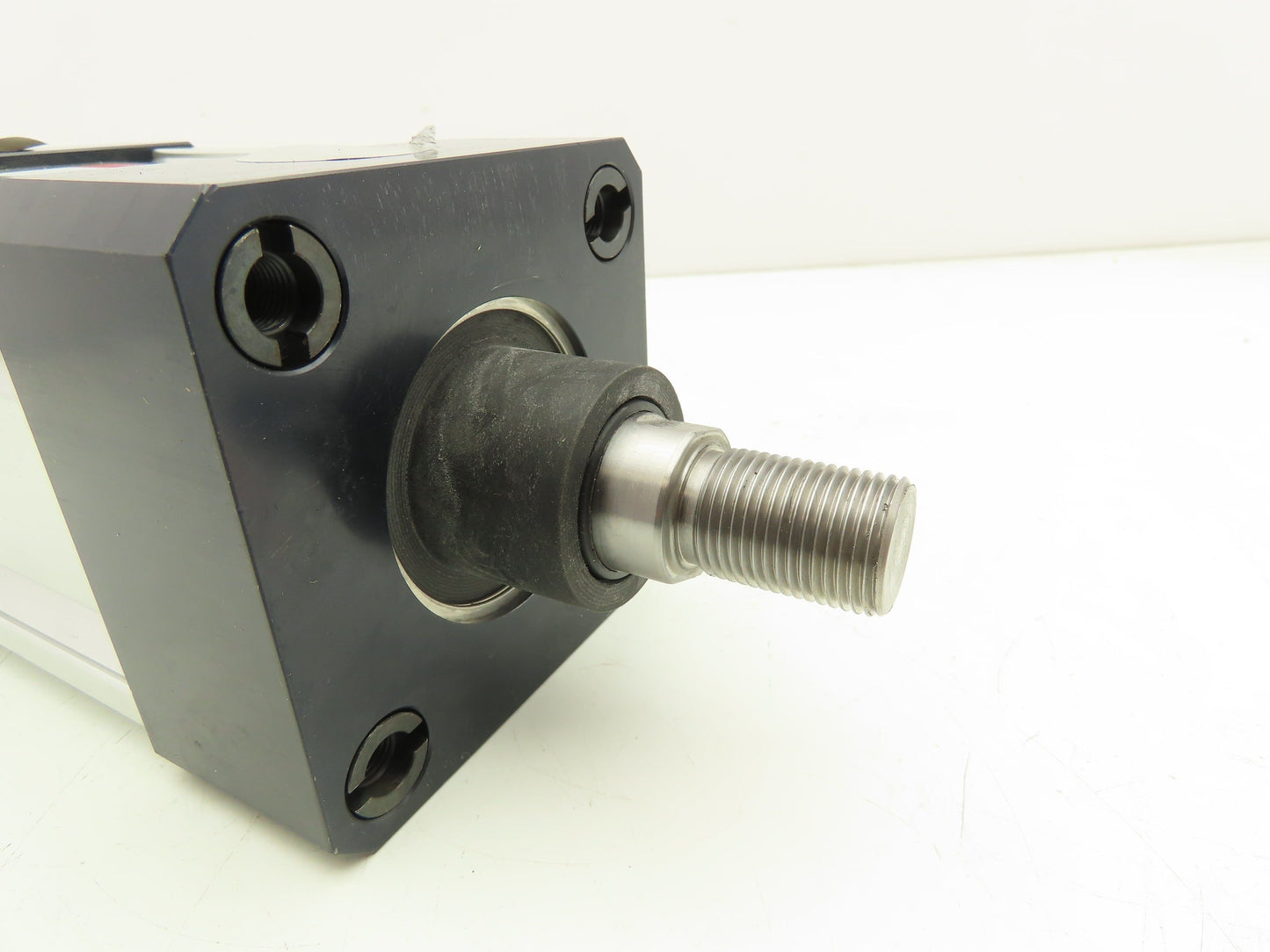 Ingersoll Rand ANAWM-ABXA4-020 Pneumatic Cylinder 3-1/4" Bore 2" Stroke 1" Rod