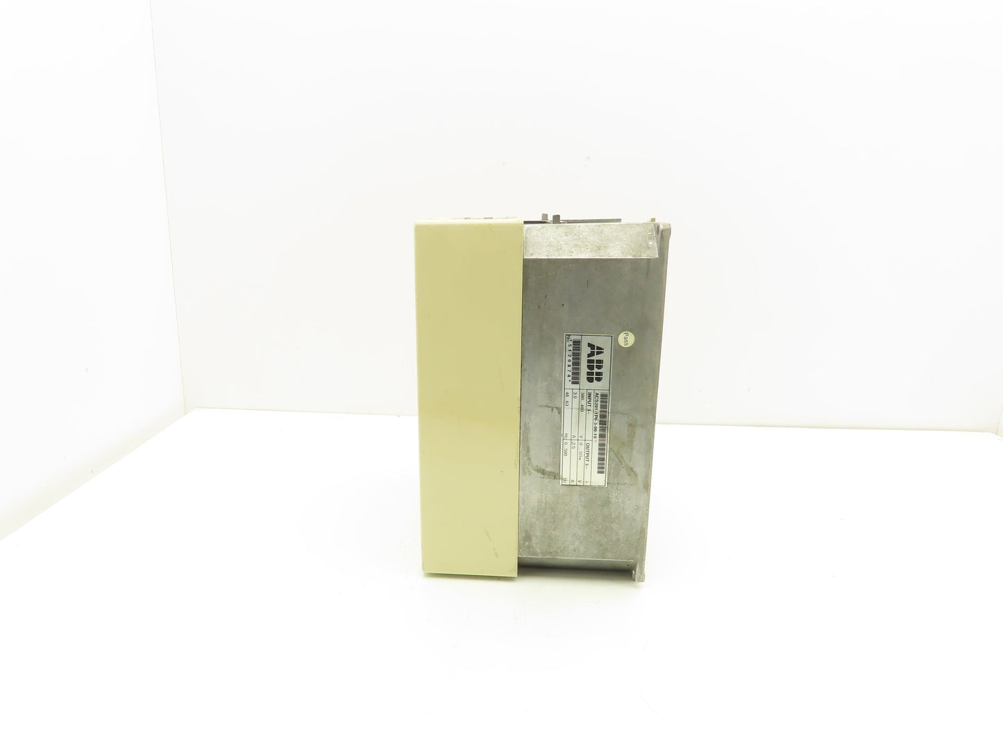 ABB ACS201-1P6-3-00-10 ACS 200 AC VFD Drive 1HP 480V 3PH Broken Cover