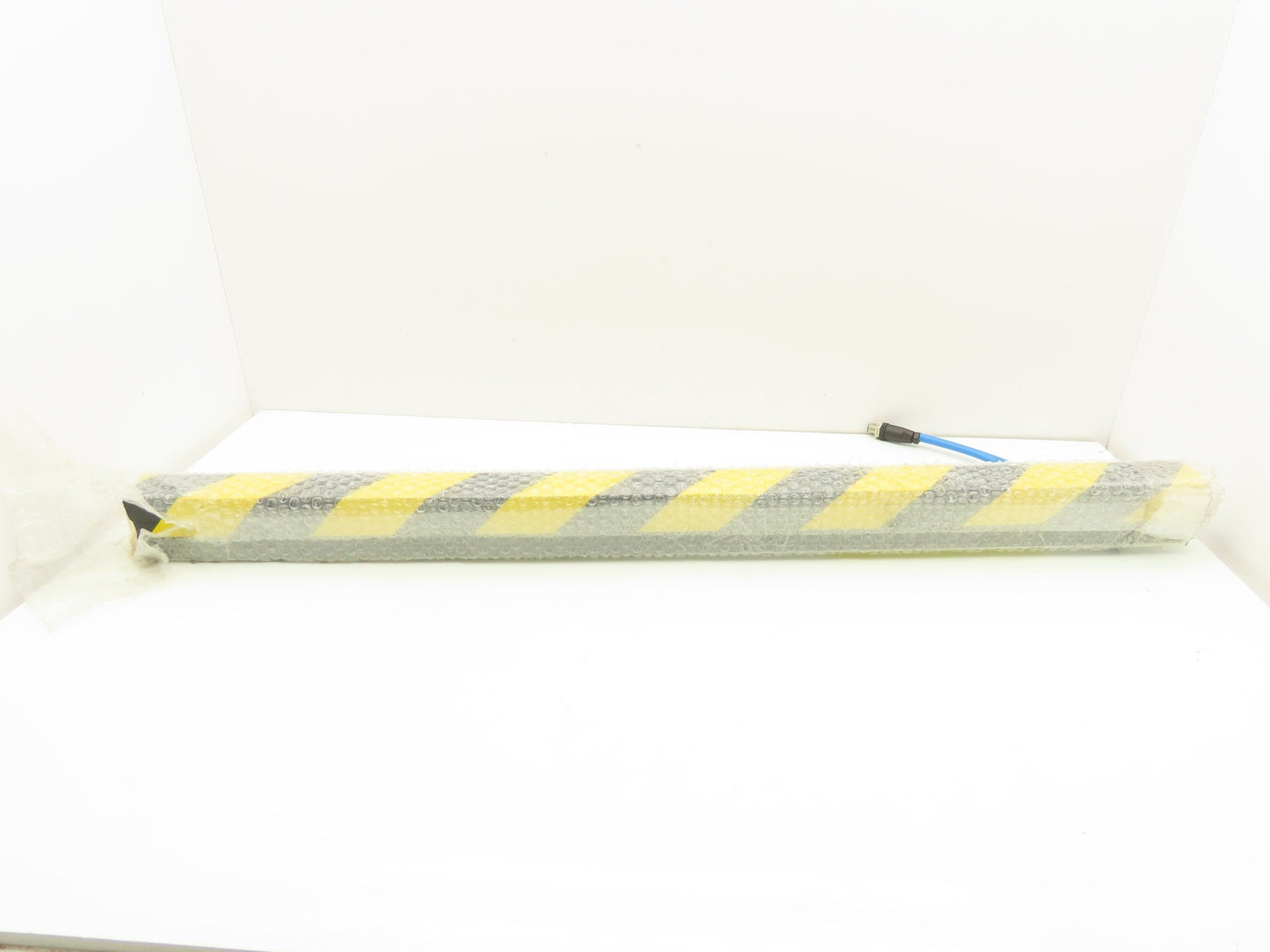 Mayser II/BK Black/Yellow Safety Edge Bumper Sensor 900mm Long