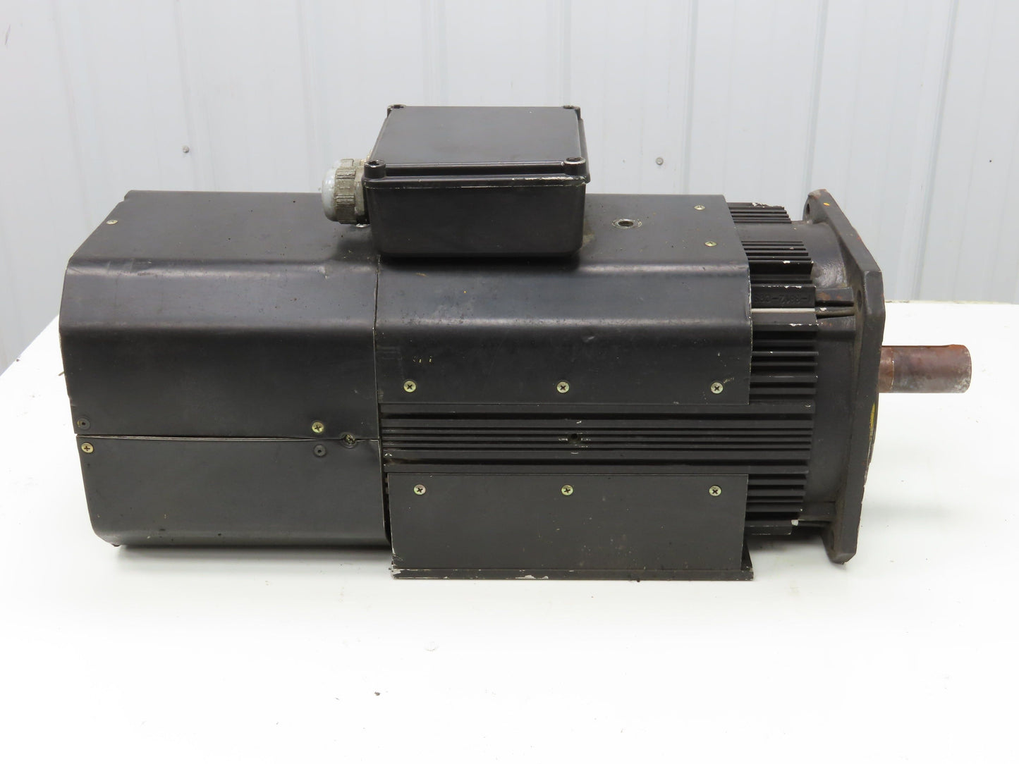 Indramat 2AD132C-B350A1-BS01-B2N1 AC Servo Spindle Motor 3PH