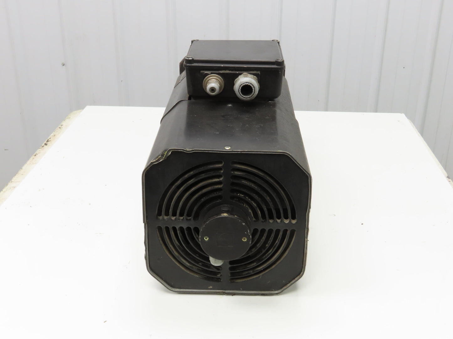 Indramat 2AD132C-B350A1-BS01-B2N1 AC Servo Spindle Motor 3PH