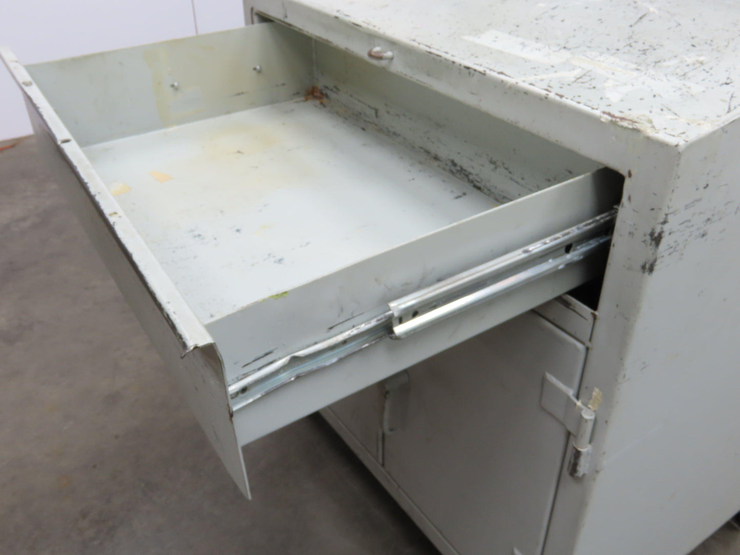 Strong Hold Extreme Duty 12 GA Shop Desk 1 Drawer Riser Shelf 36x28x54"