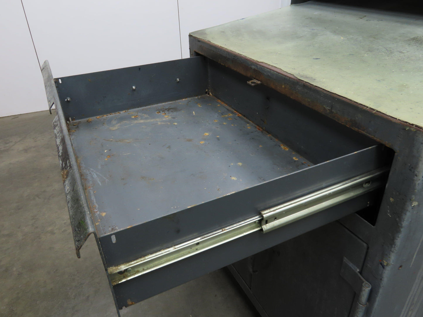 Strong Hold Extreme Duty 12 GA Shop Desk 1 Drawer Riser Shelf 36x28x54"