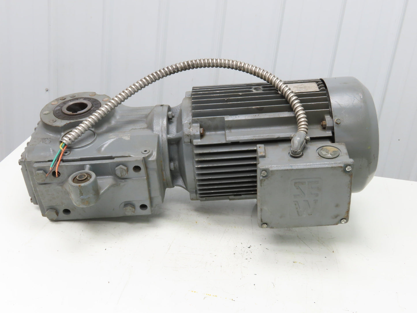 Sew Eurodrive KA77TDV160M4 Gearmotor 15Hp 230/460 3PH 129rpm 13.5:1 Hollow Shaft