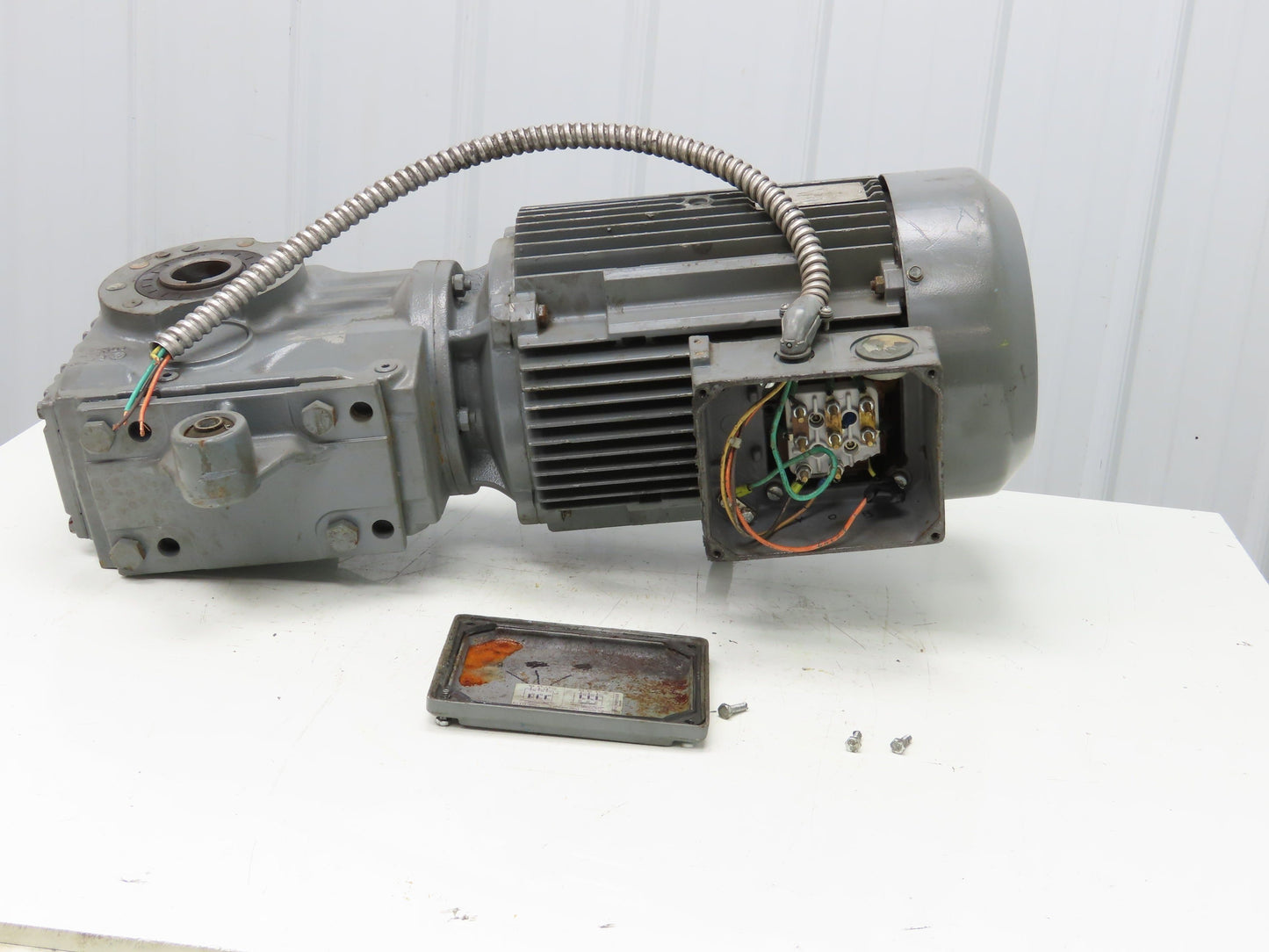 Sew Eurodrive KA77TDV160M4 Gearmotor 15Hp 230/460 3PH 129rpm 13.5:1 Hollow Shaft