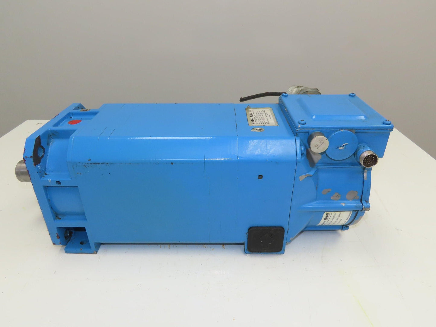 Siemens 1PH7107-2EG03-0BK3 AC Servo Motor 10-13kw 3PH  Encoder F02 2048 S/R