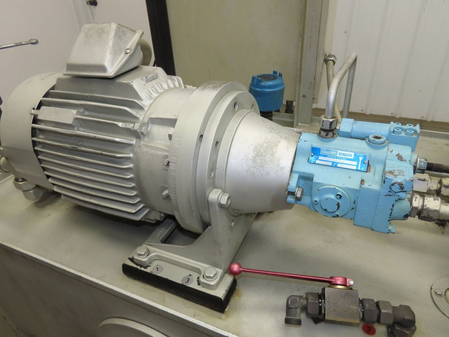 Herion Hydraulic Power Unit 10Hp 120 Gal 4500 PSI Denison Pump PV6-2R1B-C02