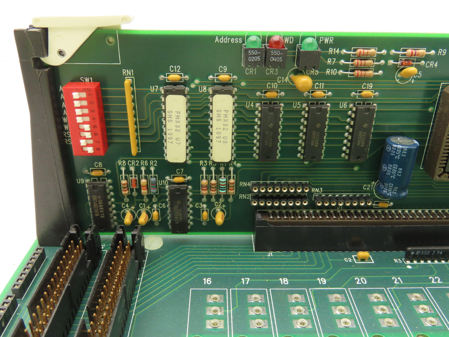 Grayhill 70GRCP32-HL PLC Relay 32-Channel Circuit Motherboard w/PMX32D Board