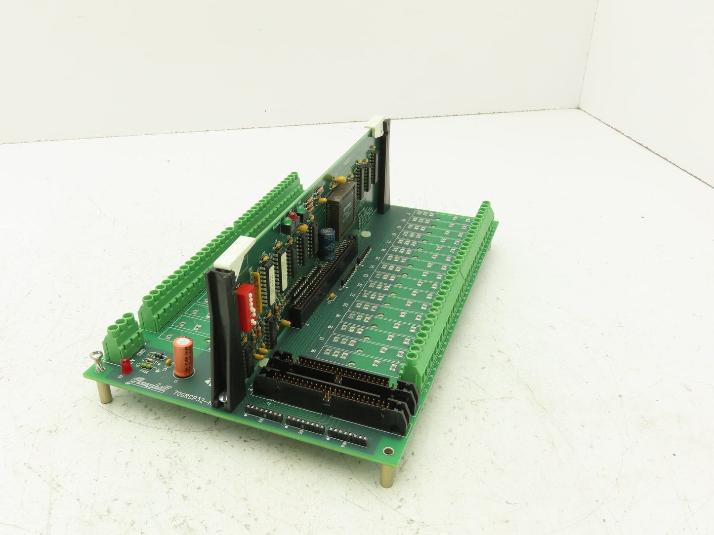 Grayhill 70GRCP32-HL PLC Relay 32-Channel Circuit Motherboard w/PMX32D Board