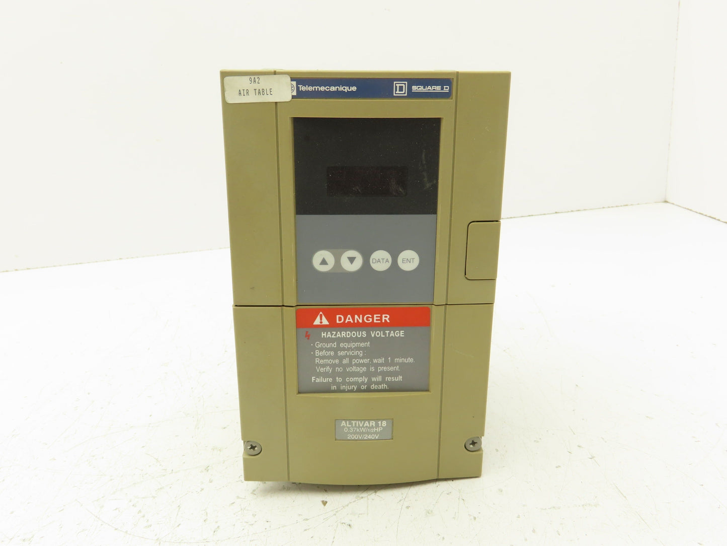 Square D Telemecanique ATV18U09M2 ALTIVAR 18 Variable AC Drive VFD .5Hp 240V 1PH