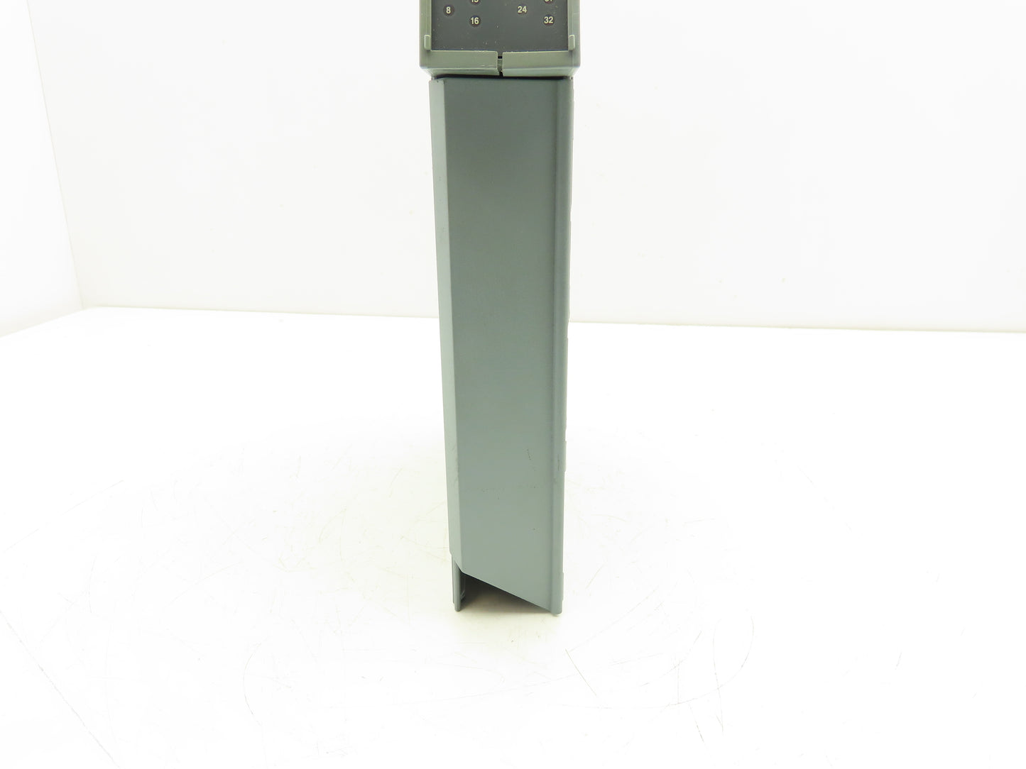 B&R Automation 2D0428.6 Digital Output Module DO 428 Tra 24VDC 2A Rev 14