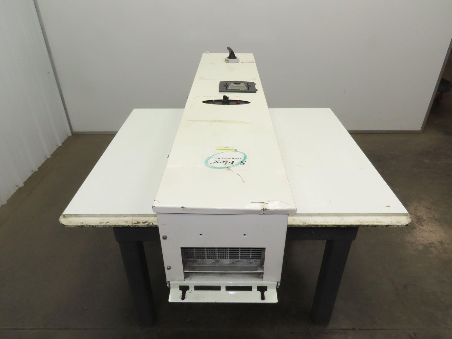 Square D ATV212 Schneider S-Flex Fan & Pump Drive Controller 30 Hp VFD 460V 40A