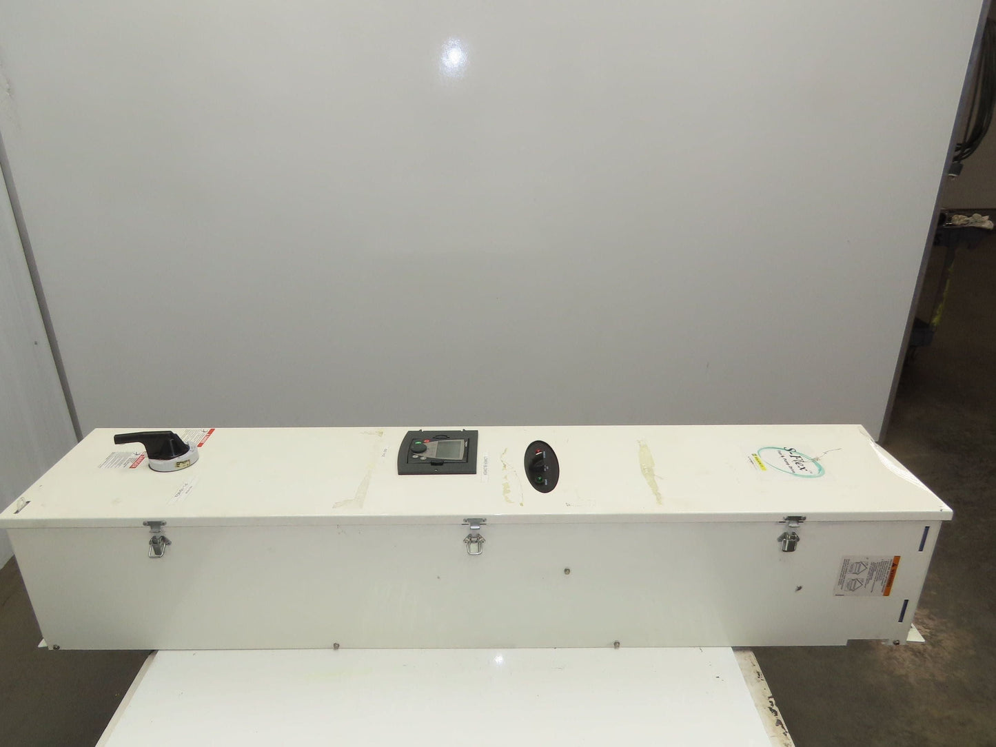 Square D ATV212 Schneider S-Flex Fan & Pump Drive Controller 30 Hp VFD 460V 40A