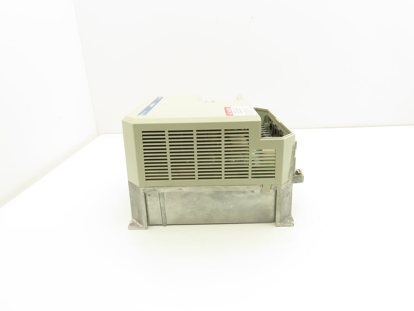Square D/Telemecanique ATV16U54N4 Altivar 16 4 Hp AC Drive 460V 3PH 7.8A 460V