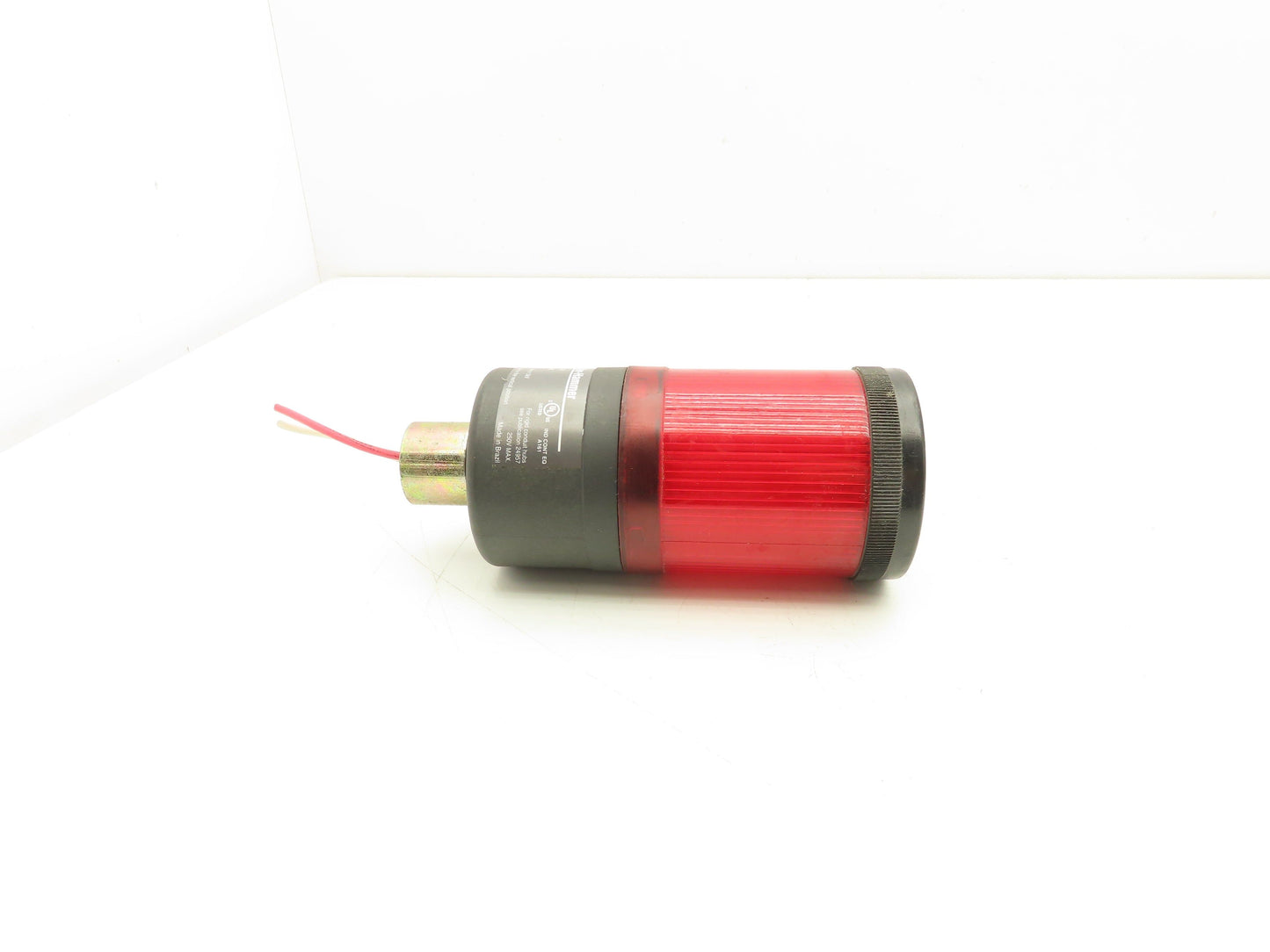 Cutler-Hammer E26BL Stack Light Base Red E26 Ser A2 Bulb Lot of 5