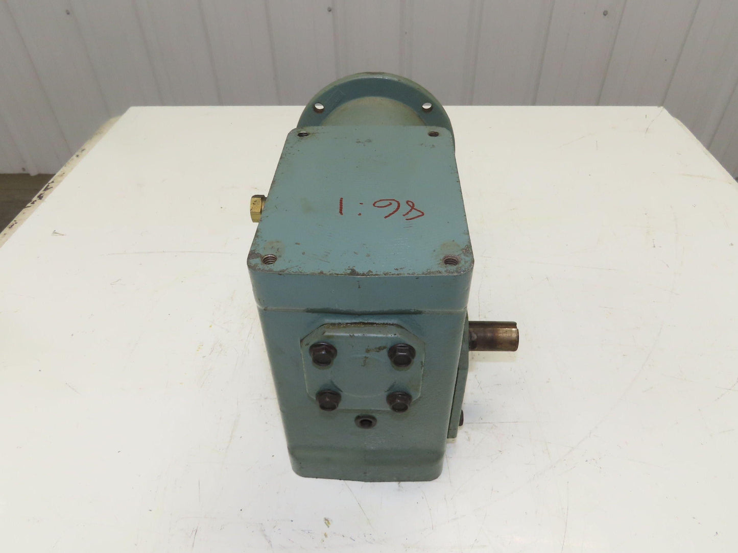 Hytrol 4A Conveyor Gearbox 86:1 Speed Reducer 20 RPM 1" Output 56C/143-145TC