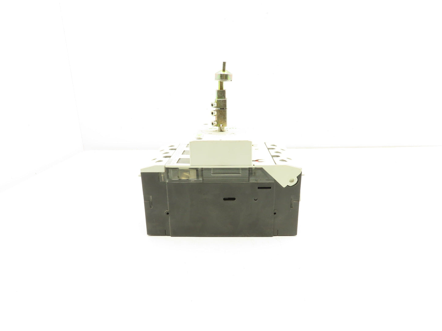 Moeller NZM7-160N Circuit Breaker With Rotary Drive Adaptor 160A 690VAC 3 Pole