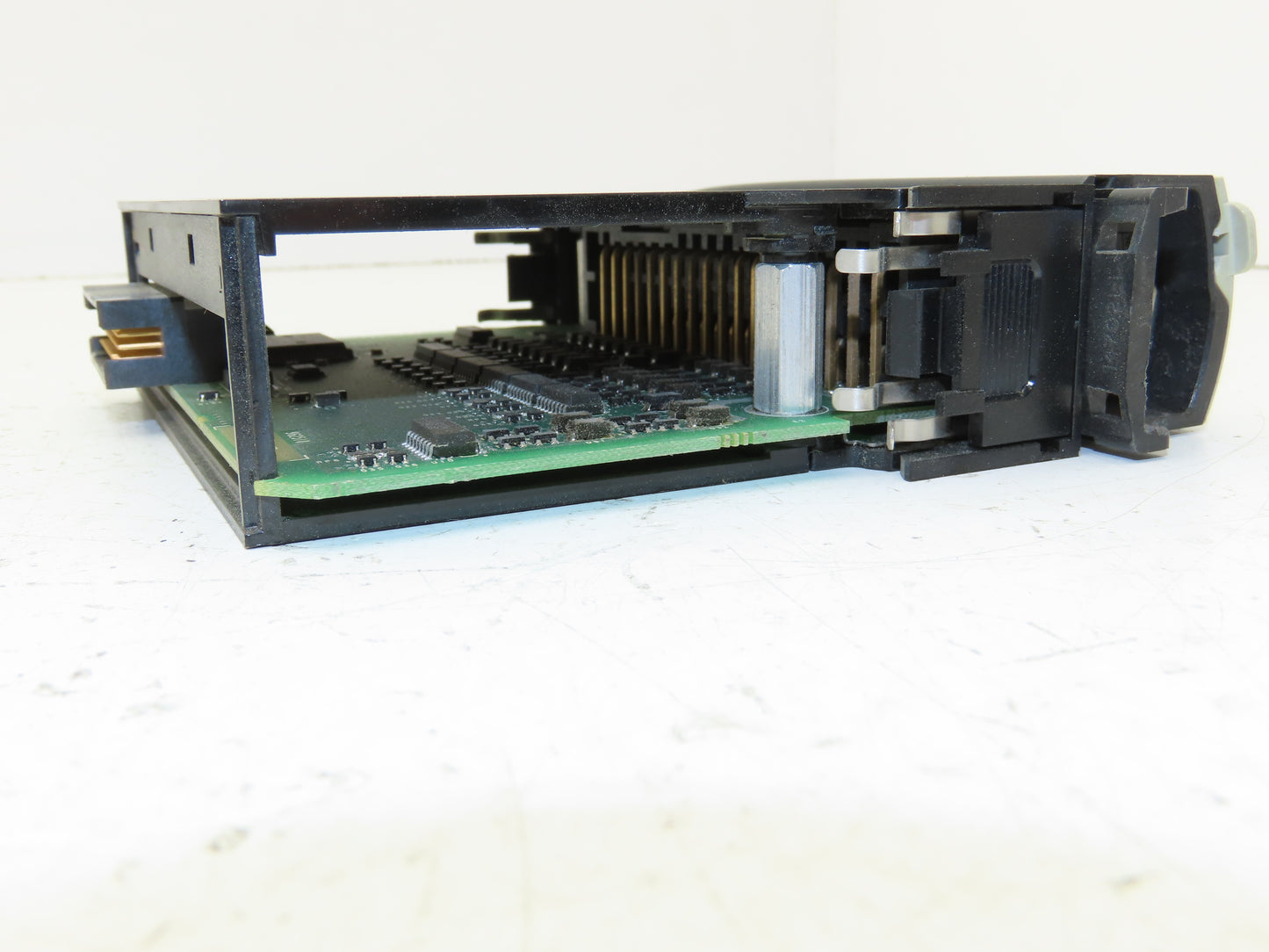 Allen Bradley 1756-IB32/A ControlLogix Input Module K02 32 Point 24VDC Ser.A