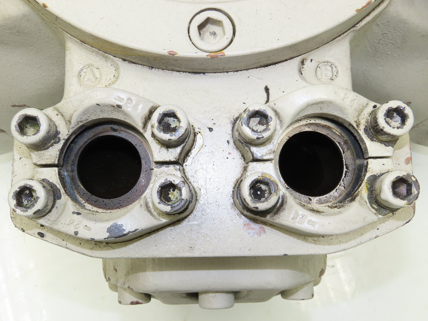 Reiger 8811-0882 Radial Piston Hydraulic Motor 2950 Ft-Lb