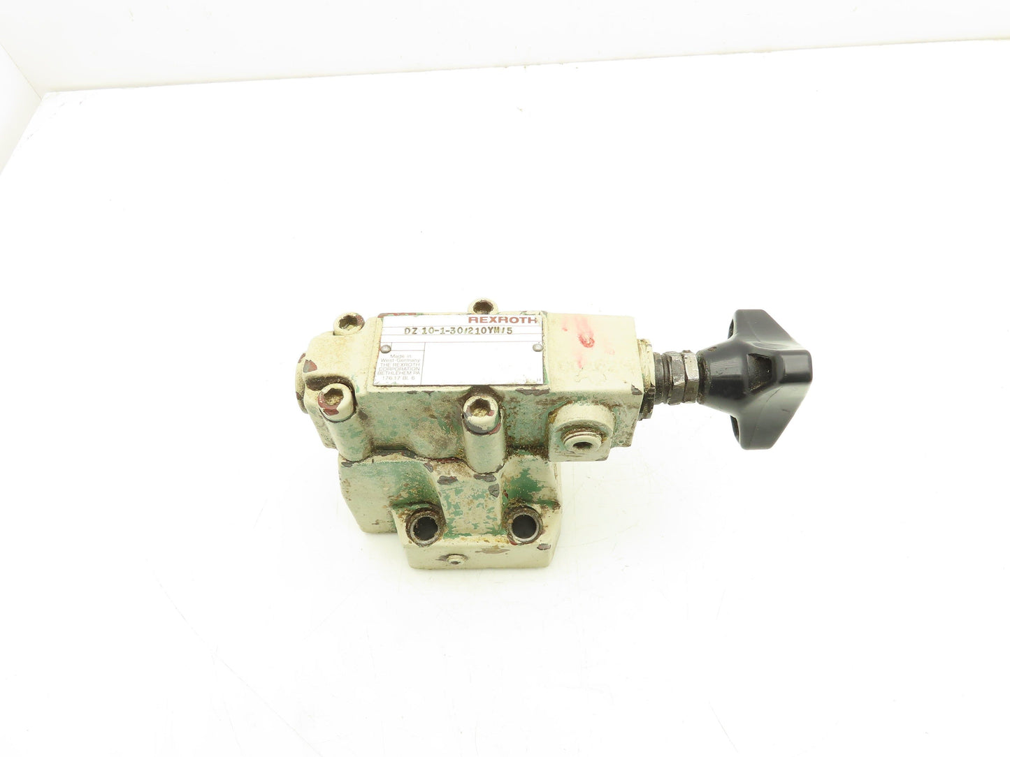 Rexroth DZ 10-1-30/210YM/5 Hydraulic Pressure Reducing Manual Valve