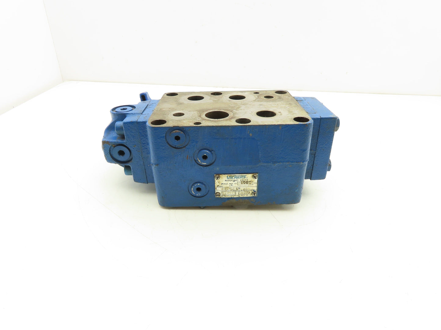 Vickers DGX 06 1F Hydraulic Pressure Reducing Manual Stack Valve 1000 PSI