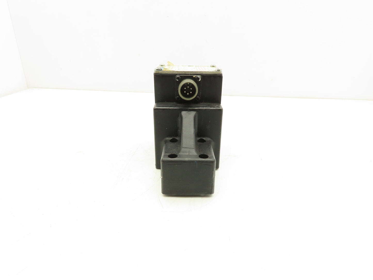 Vickers EHST-3-FVF-30 Proportional Pressure Control Valve