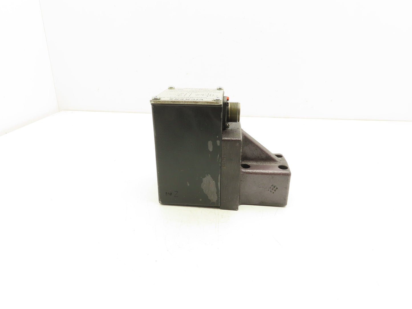 Vickers EHST-3-FVE-30 Proportional Pressure Control Valve