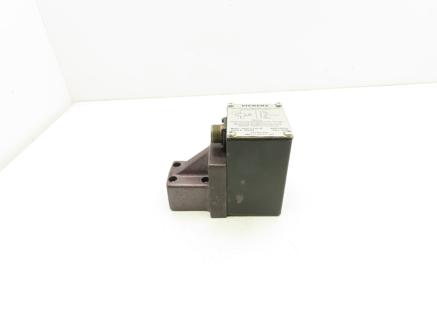 Vickers EHST-3-FVE-30 Proportional Pressure Control Valve