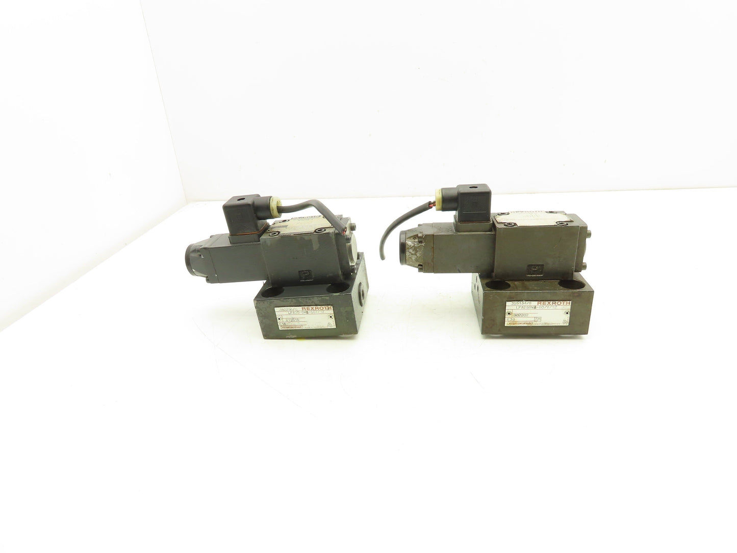 Rexroth LFA25 GWB-60 Logic Cartridge Valve Solenoid Control Cover 24VDC Lot of 2