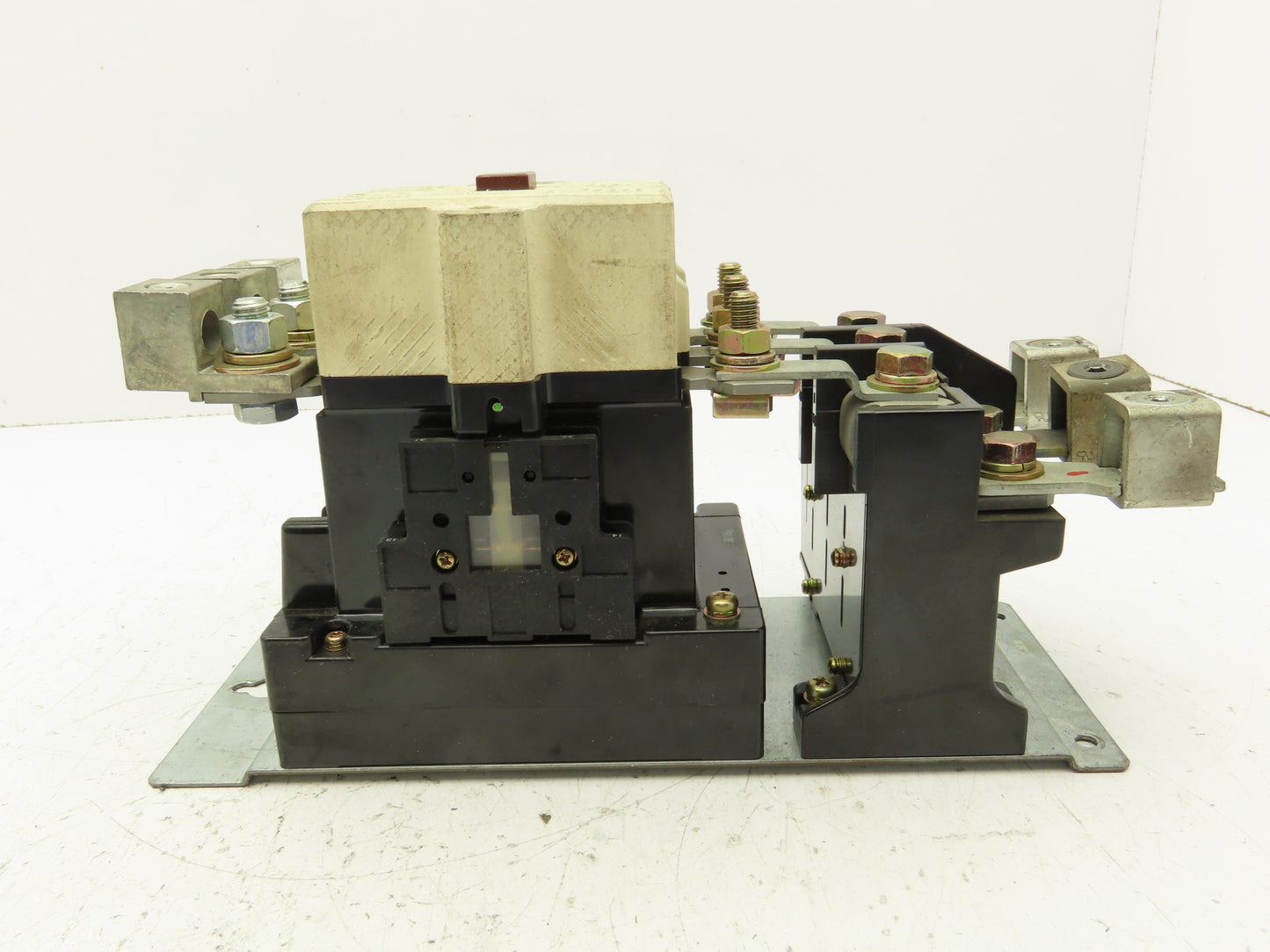 Fuji Electric SC-5N Motor Starter Magnetic Contactor 600V 3Ph 93A 110V Coil